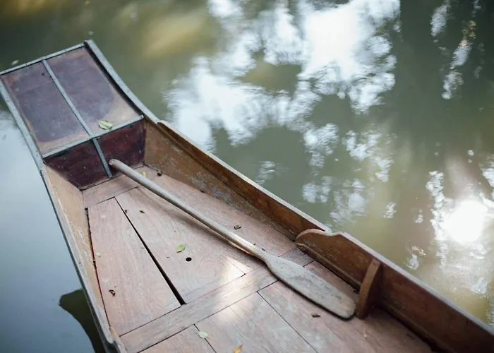 Baan Klong ดำเนินสะดวก